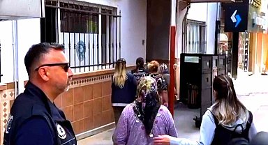 Manisa'da zehir tacirlerine darbe: 8 kişi tutuklandı