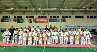 Manyaslı karateciler kuşak sınavında ter döktü