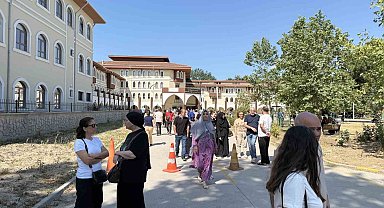 Maraton devam ediyor: YKS'nin ikinci oturumu için öğrenciler ter dökmeye başladı