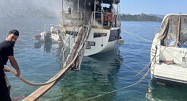 Marmaris'teki tekne yangını söndürüldü