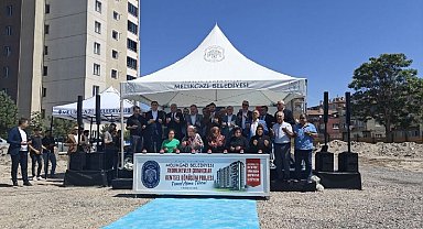 Melikgazi'de 72 daire ve 13 dükkanın temeli atıldı