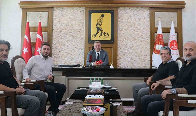 Mersin'de basın mensuplarından Başsavcı Öztoprak'a veda ziyareti