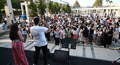 Mersin'de öğrencilere YKS öncesi moral etkinliği