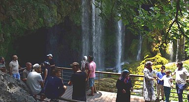 Mersin'deki gizemli hazineye ziyaretçi akını