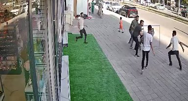 Midyat'ta kavgada yere düşen kişiye minibüs çarptı