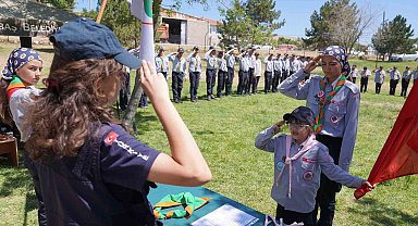 Minik izciler yemin etti