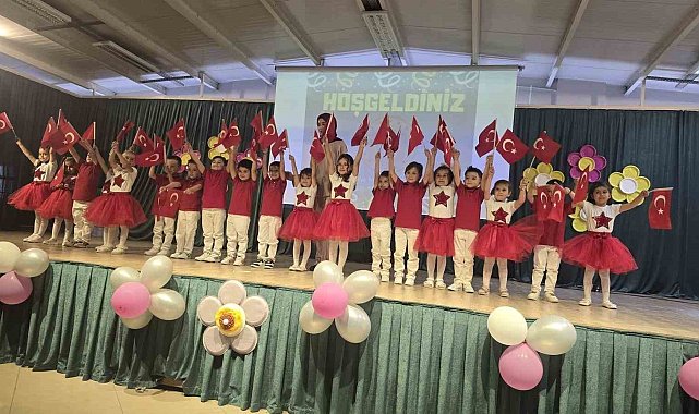 Minikler için yıl sonu mezuniyet töreni düzenlendi