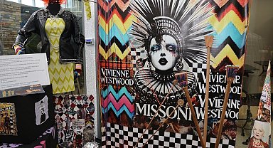 Moda Akademisi'nde "Vitrin Bir Sahne" sergisi açıldı