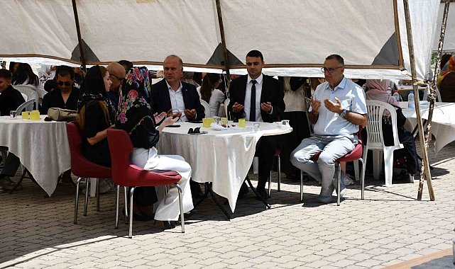 Motosiklet kazasında hayatını kaybeden öğrenciler için mevlit programı düzenlendi