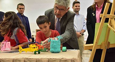 MSKÜ'de sosyal sorumluluk projesi: 'Sürdürülebilirliğe merhaba de' sergisi açıldı
