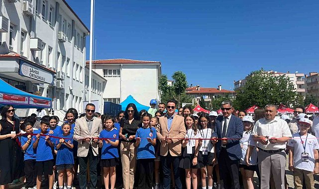Muğla'da geleceğin bilim insanları sahneye çıktı