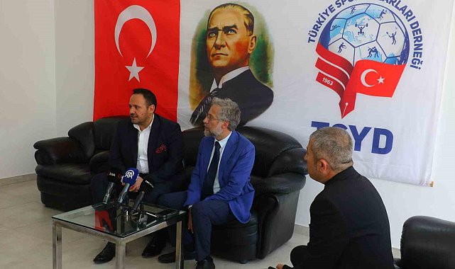 Murat Karahan: "Ketum bir tutum içerisinde transfer çalışmaları devam ediyor"