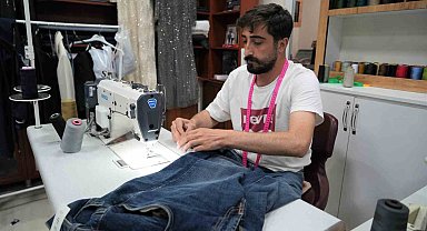 Muş'ta bayram öncesi terzilerde yoğunluk