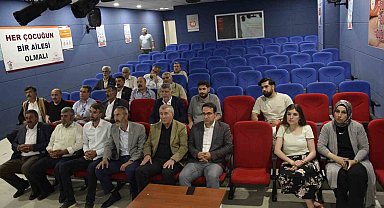 Muş'ta muhtarlara "Koruyucu Aile Olmak" eğitimi verildi