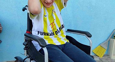 Muşlu Ses Sanatçısı Furkan Dilanar sözünü tuttu