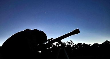 Nadir gerçekleşen meteor yağmurunu gözlemlediler