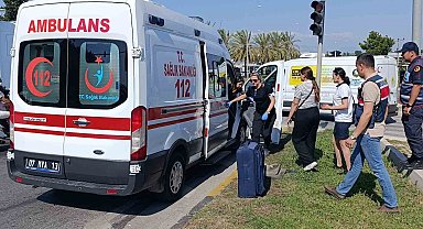Nakliye kamyonu ile otobüs çarpıştı: 1 yaralı