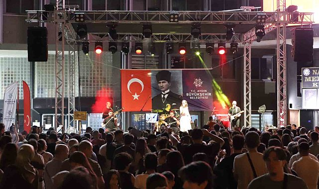 Nazilli'de yaz konseri ilgi gördü