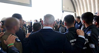 Netanyahu: "Tahran'ı tahliye edin' harekete geçiyoruz"