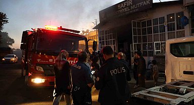Nevşehir'de iş yeri yangını paniğe neden oldu