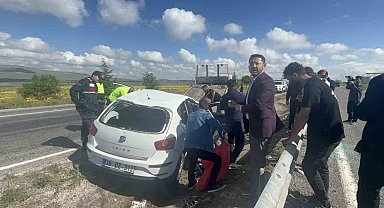 Nevşehir'de takla atan otomobil refüje devrildi: 4 kişilik aile yaralandı