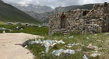 Niğde'nin 'doğal cenneti' Karagöl ve Çini Göl alarm veriyor