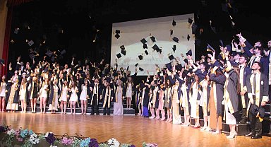 ODÜ Tıp Fakültesi 105 mezun verdi