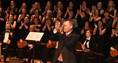 Odunpazarı Halk Eğitimi Merkezi Türk Halk Müziği Korosu sezon sonu konseri