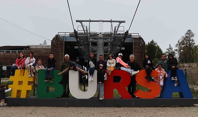 Oltulu iş insanı Murat Acar'dan öğrencilere unutulmaz Bursa gezisi