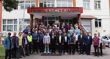 Olur Kaymakamı Kini'ye duygusal veda