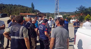 Orman yangını sebebiyle evlerinden tahliye edilen vatandaşın endişeli bekleyişi sürüyor