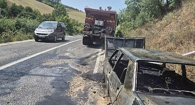 Osmaneli'de seyir halindeki otomobil yandı