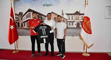 Osmaneli'nde spor alanında yürütülen çalışmalar değerlendirildi