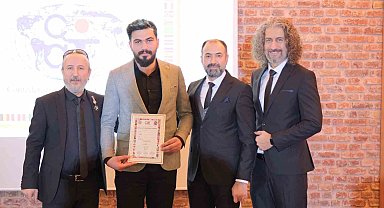 Osmanlı'da başlayan berberlik geleneği Ağrı'da üçüncü kuşakla sürüyor