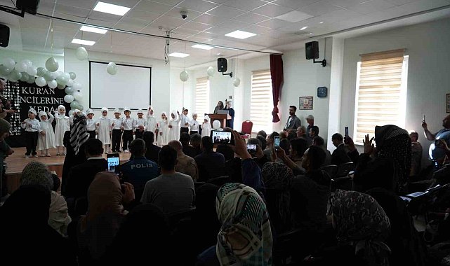 Otlukbeli'de "Kuran İncilerine Veda" programı düzenlendi