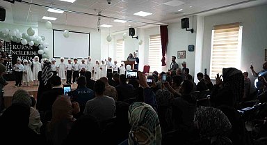 Otlukbeli'de "Kuran İncilerine Veda" programı düzenlendi