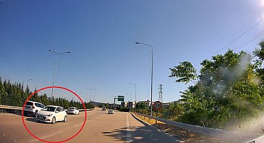 Otobanda ters şeritte ilerlemeye başladı: Tehlikeli anlar kamerada