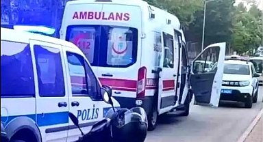 Otomobil ile motorlu bisiklet çarpıştı: 1 yaralı