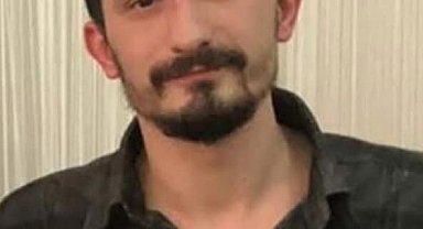 Otomobilin çarptığı motosiklet sürücüsü hayatını kaybetti