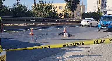 Otomobilin çarptığı yaşlı adam hayatını kaybetti