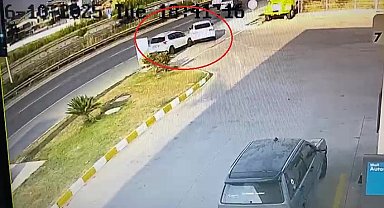 Otomobillerin hurdaya döndüğü kazada 5 kişi yaralandı
