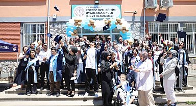 Özel çocuklar mezuniyet coşkusu yaşadı