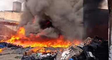 Patnos'ta iş yerinde çıkan yangın paniğe neden oldu