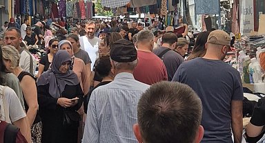Pazarda bayram yoğunluğu