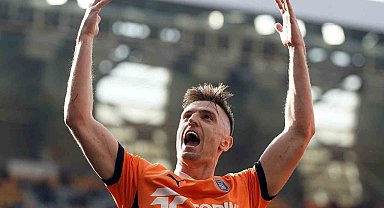 Piatek, Katar ekibi Al Duhail'e transfer oldu