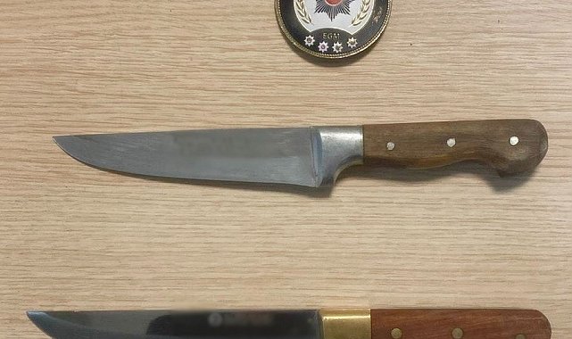 Polis bir hafta boyunca yaptığı denetimlerde uyuşturucu, bıçak ve silah ele geçirdi