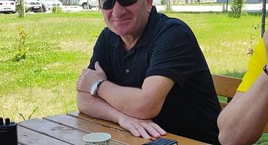 Polis memuru kalbine yenik düştü