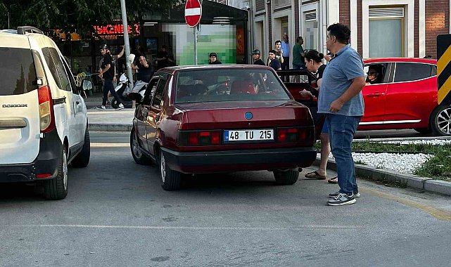 Polise mukavemet gösterdi, annesi "beter ol" dedi