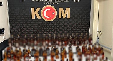 Polisten bağ evine sahte bandrollü alkol baskını