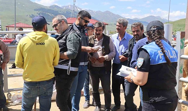Polisten vatandaşa dolandırıcılık ve sahte para ikazı